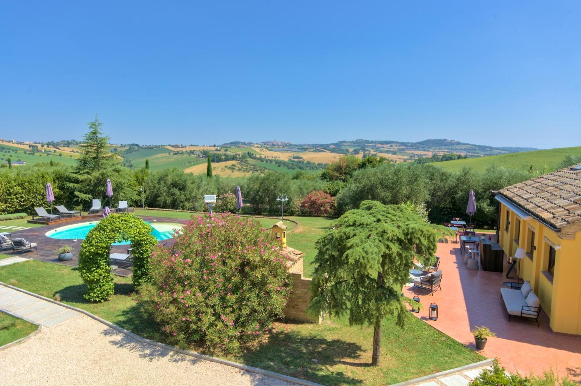 Villa Morro Suites Morrovalle ภายนอก รูปภาพ
